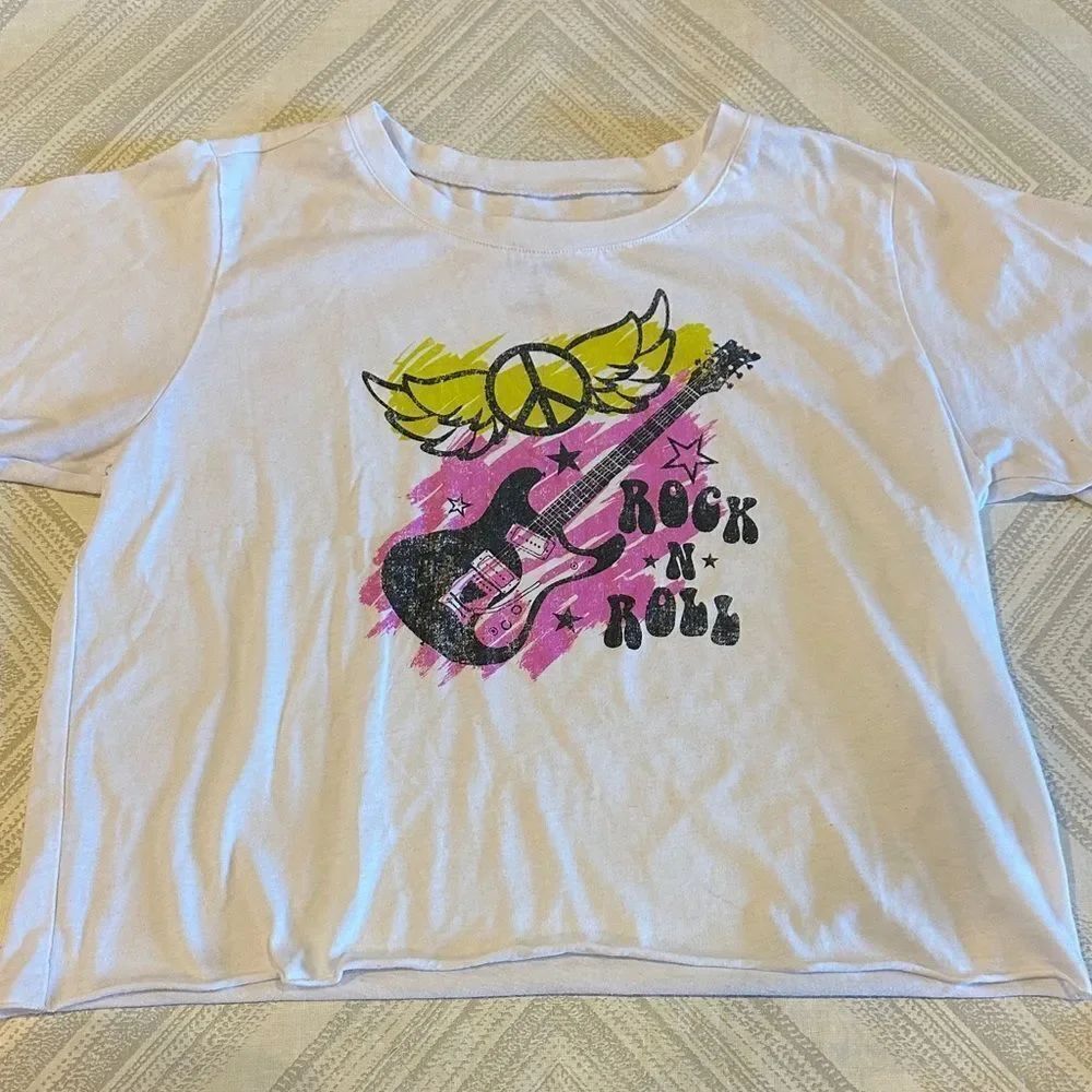 Chaser Kids Rock 'n' Roll Graphic Cropped White Tee Size 14